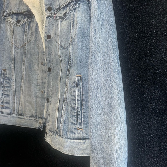Levi's jacket - Picture 5 of 8